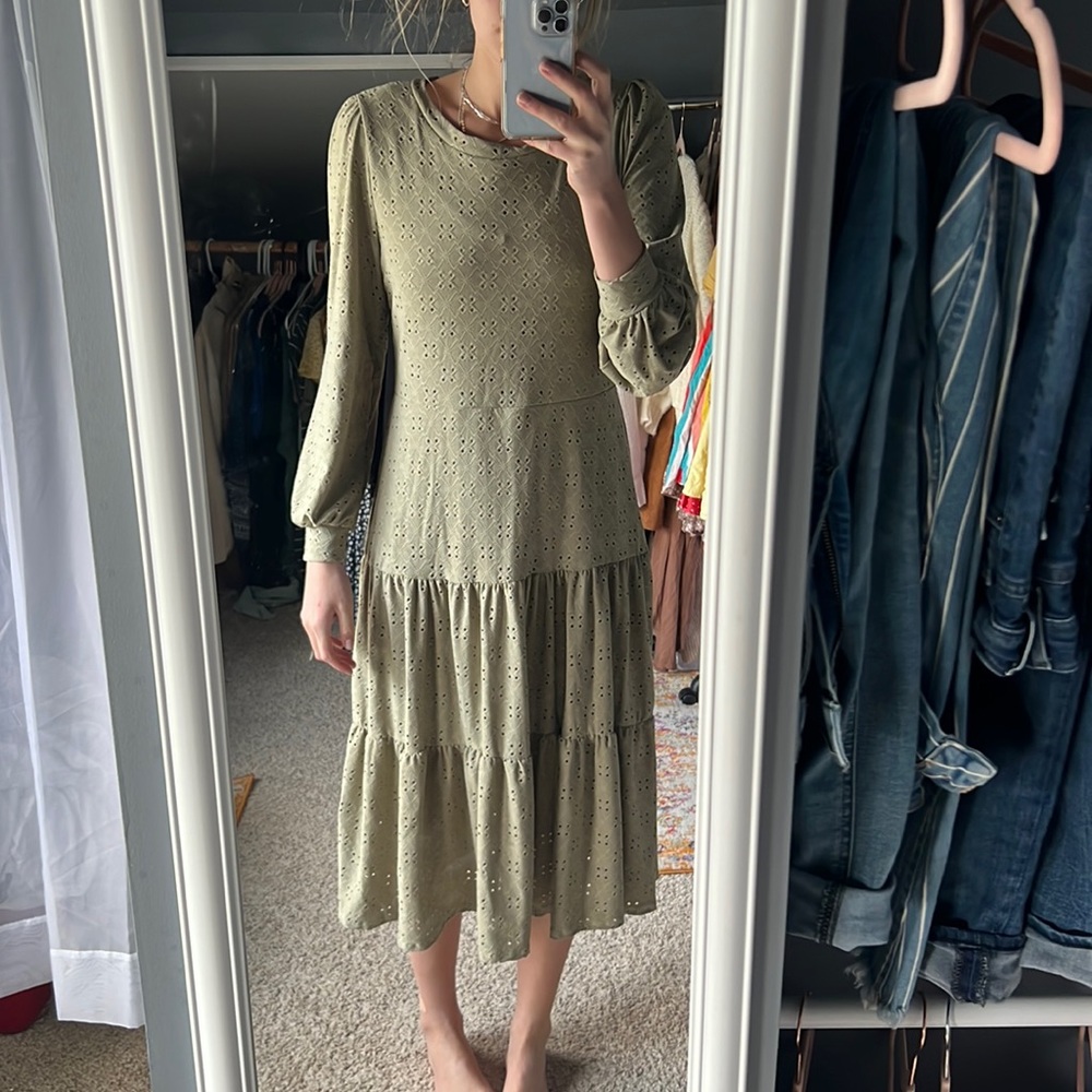 Long sleeve, midi dress